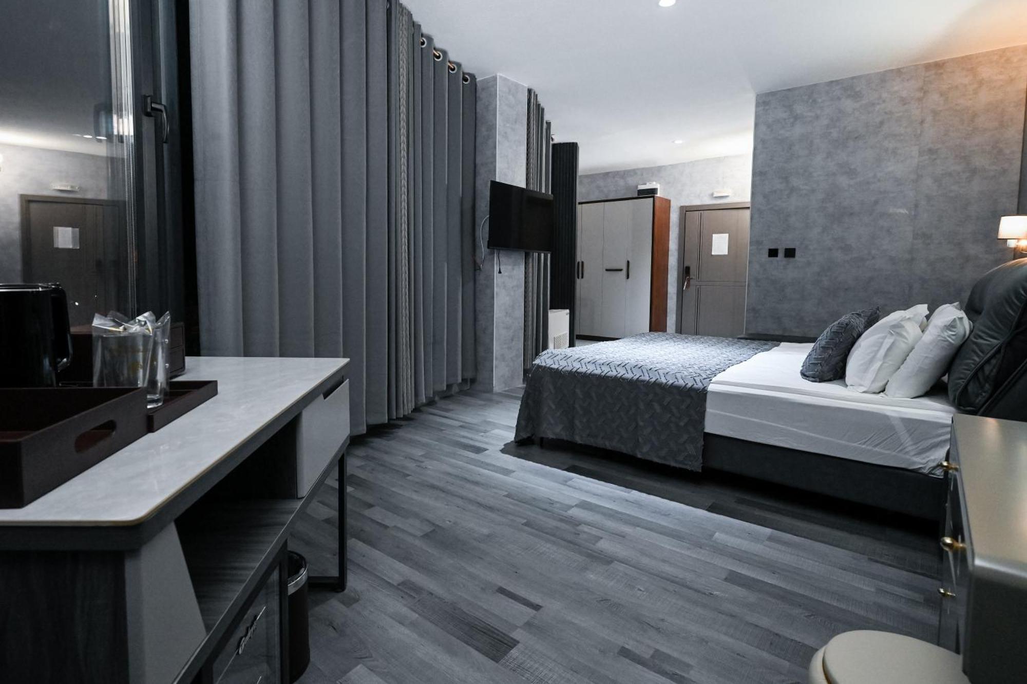 Grey Star Hotel Negotino  Bagian luar foto