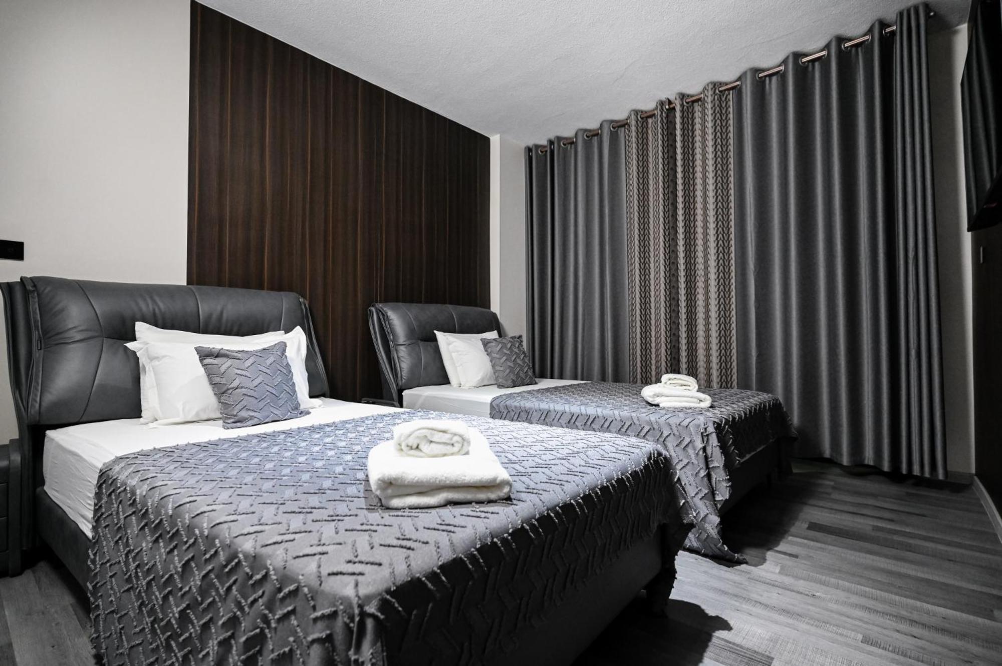Grey Star Hotel Negotino  Bagian luar foto