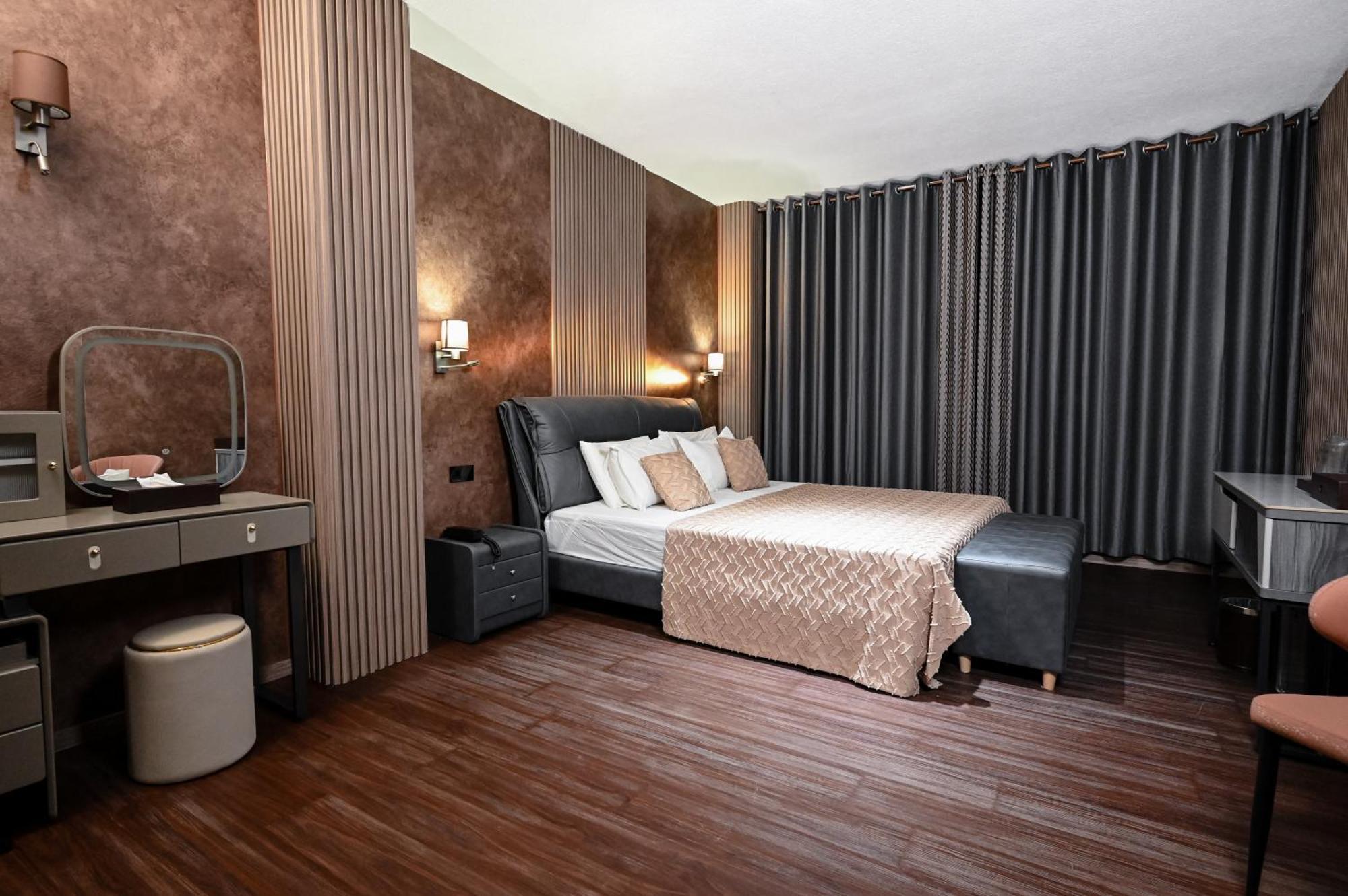 Grey Star Hotel Negotino  Bagian luar foto