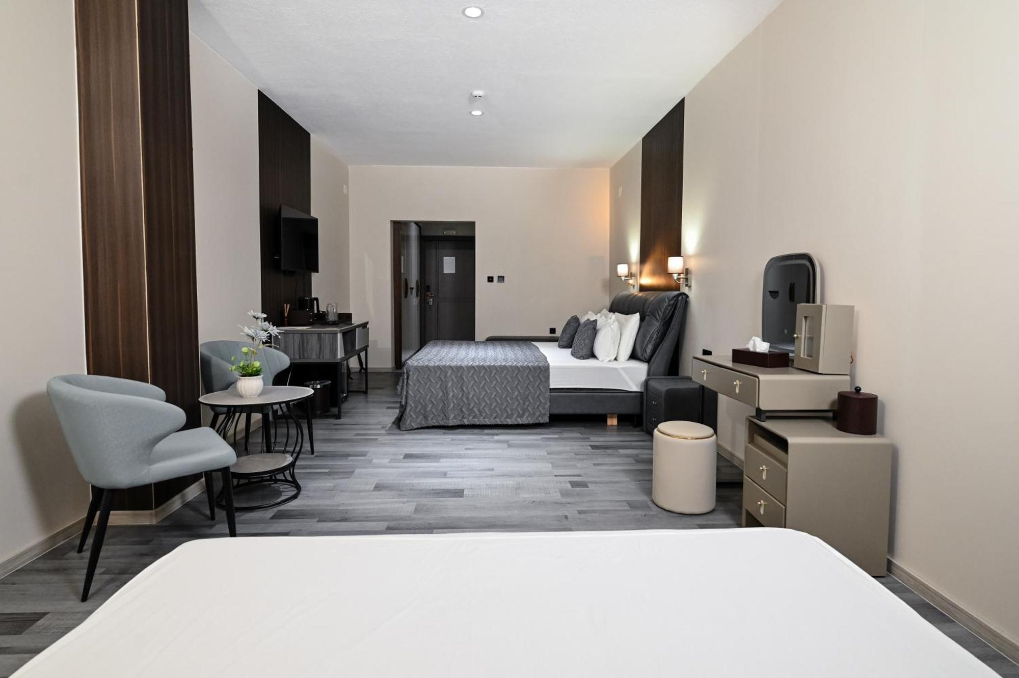 Grey Star Hotel Negotino  Bagian luar foto