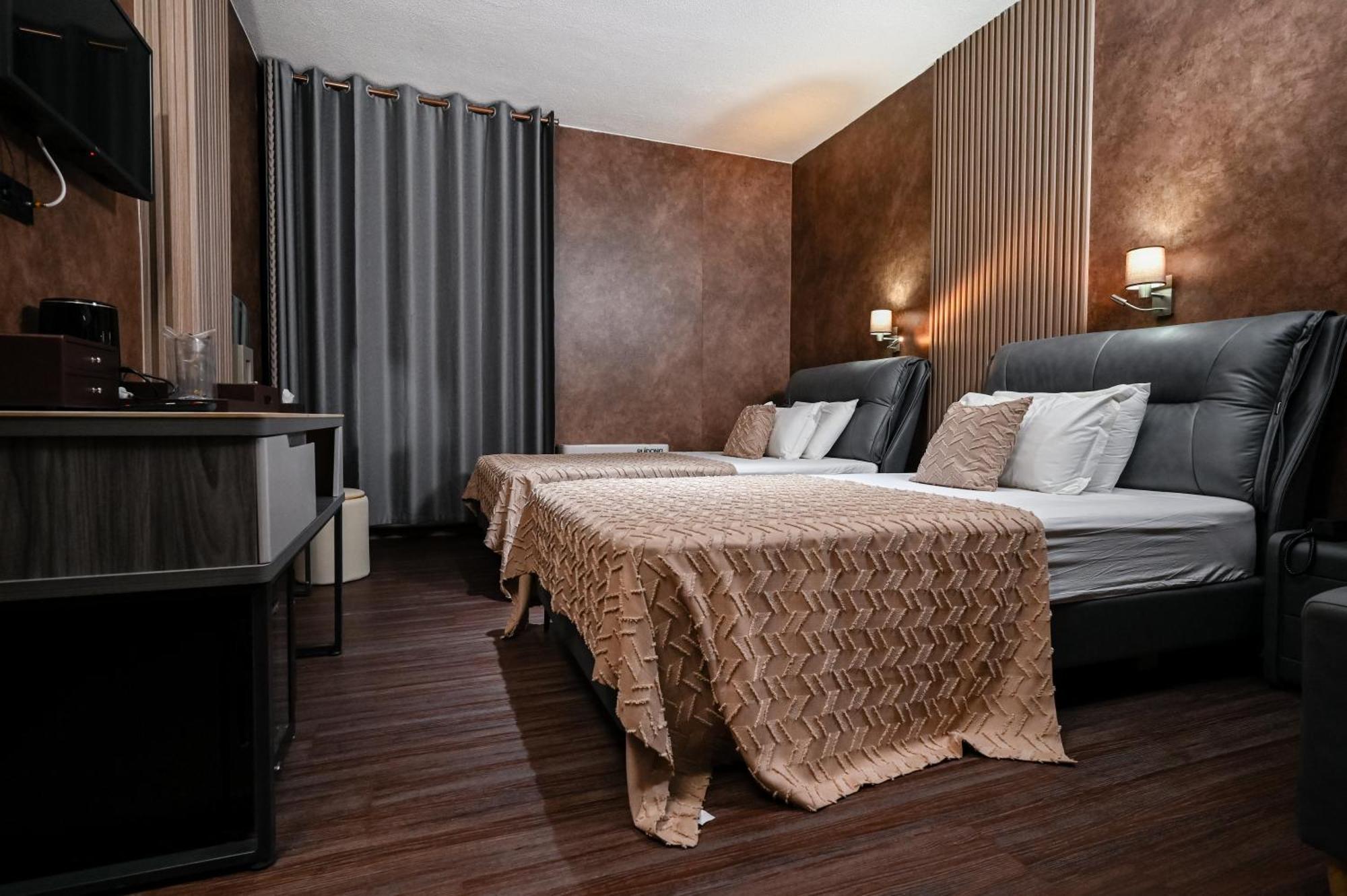 Grey Star Hotel Negotino  Bagian luar foto