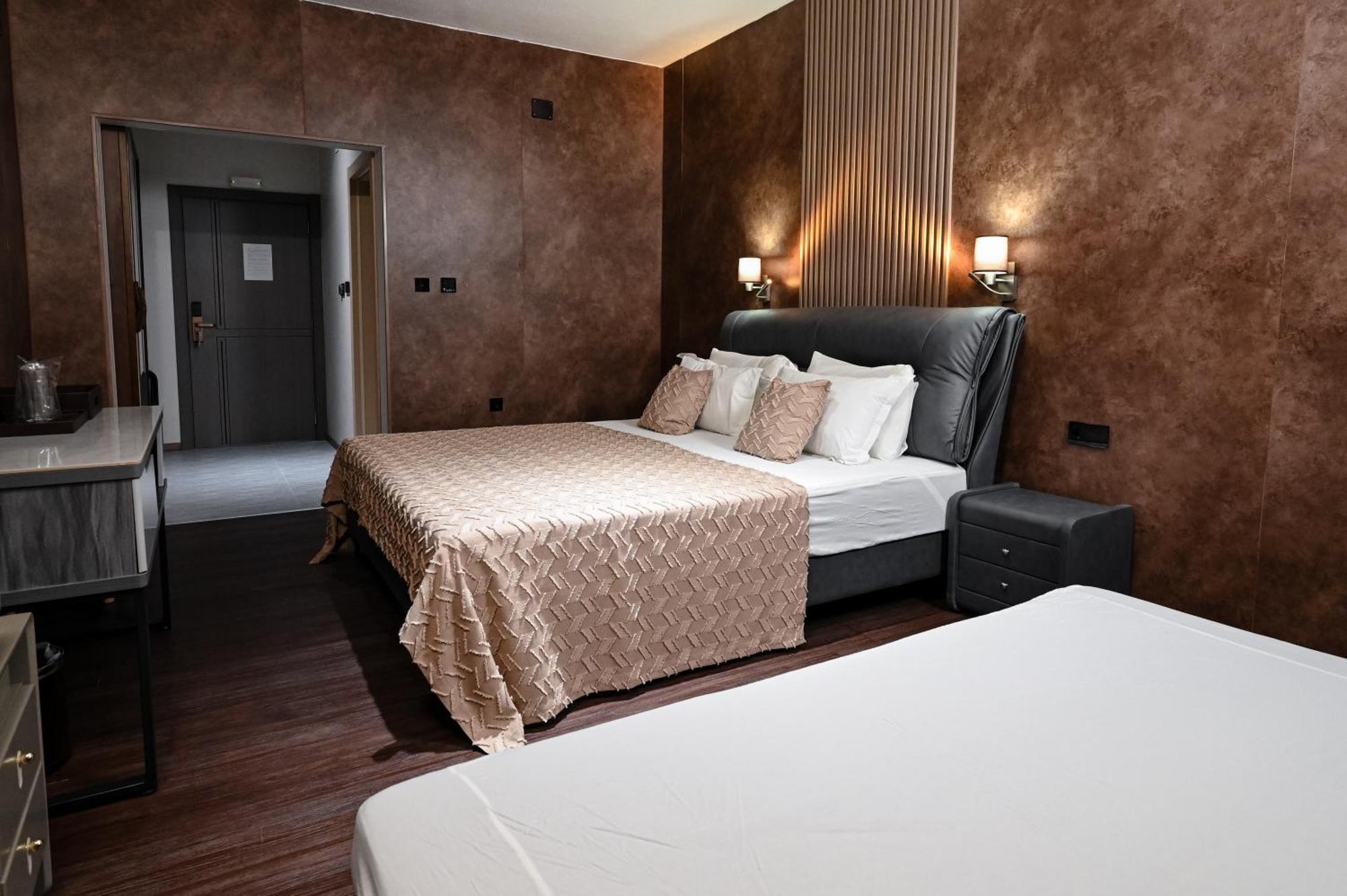 Grey Star Hotel Negotino  Bagian luar foto